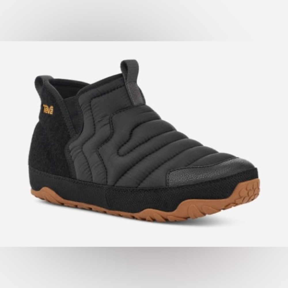 Teva ReEmber Terrain Mid Shoe size W10, M8
